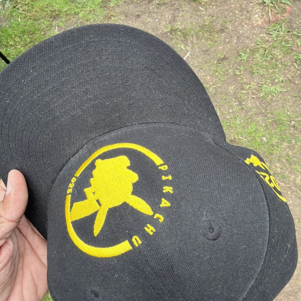 RARE 2016 Pokemon Silhouette Sync Collection Pikachu New Era 9fifty Snapback Hat